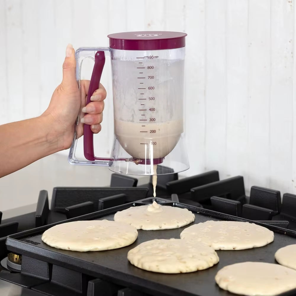 900ml Batter Dispenser 🧁 – Precision Squeeze Handle for Cakes, Pancakes & Baked Goods